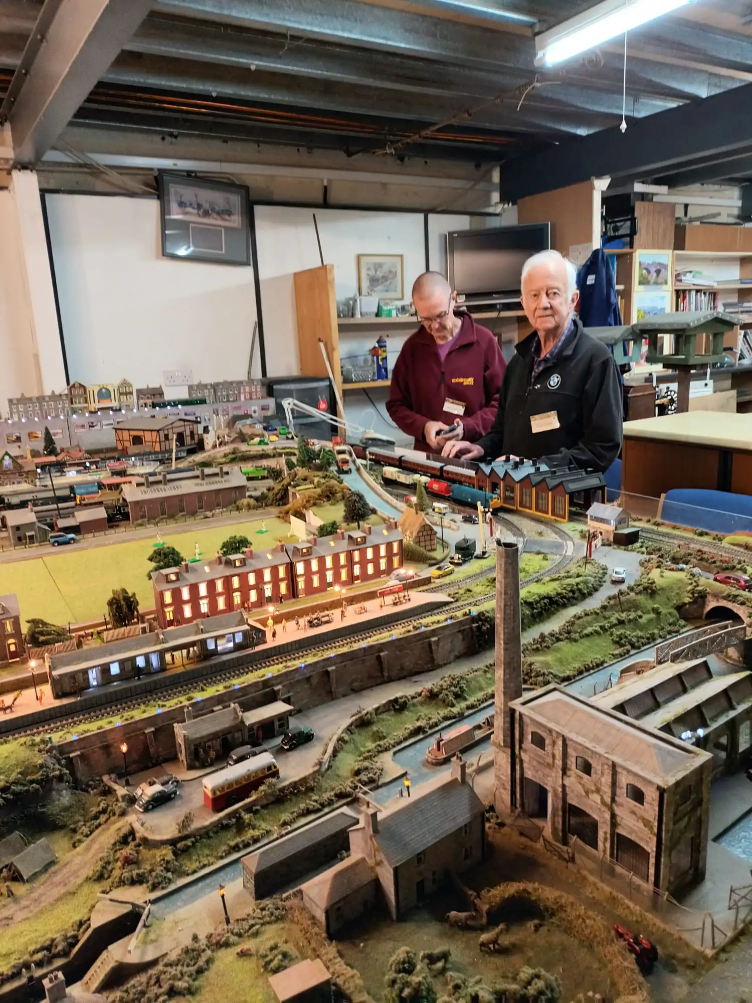 Community shed tools and workspace